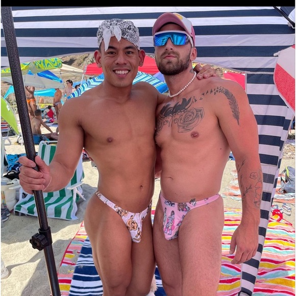 Lustern LA Men’s Thong size Small NWT Swimsuit Man Print Sold Out New Label rare - Picture 1 of 4